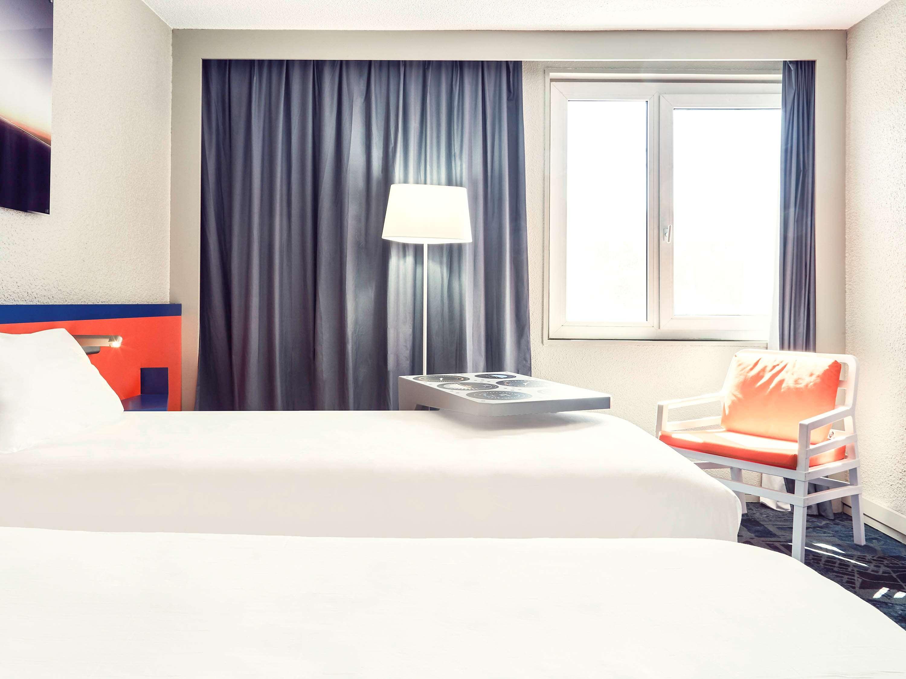Hotel Ibis Styles Marseille Aeroport Vitrolles  Exterior foto