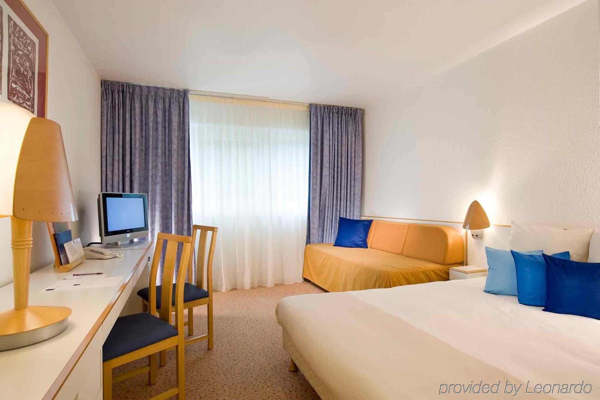 Hotel Ibis Styles Marseille Aeroport Vitrolles  Exterior foto